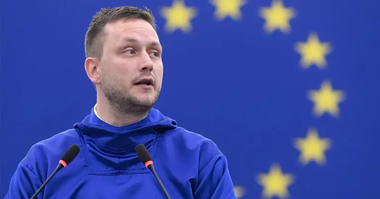 গ্রিনল্যান্ডের প্রধানমন্ত্রী ফ্রেডেরিক নেলসেন